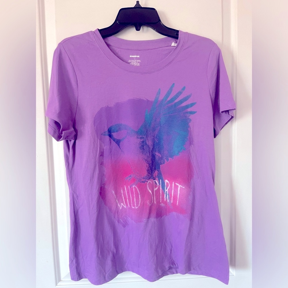 Wild Spirit Nature Purple Graphic Tee with Bird Design - Large